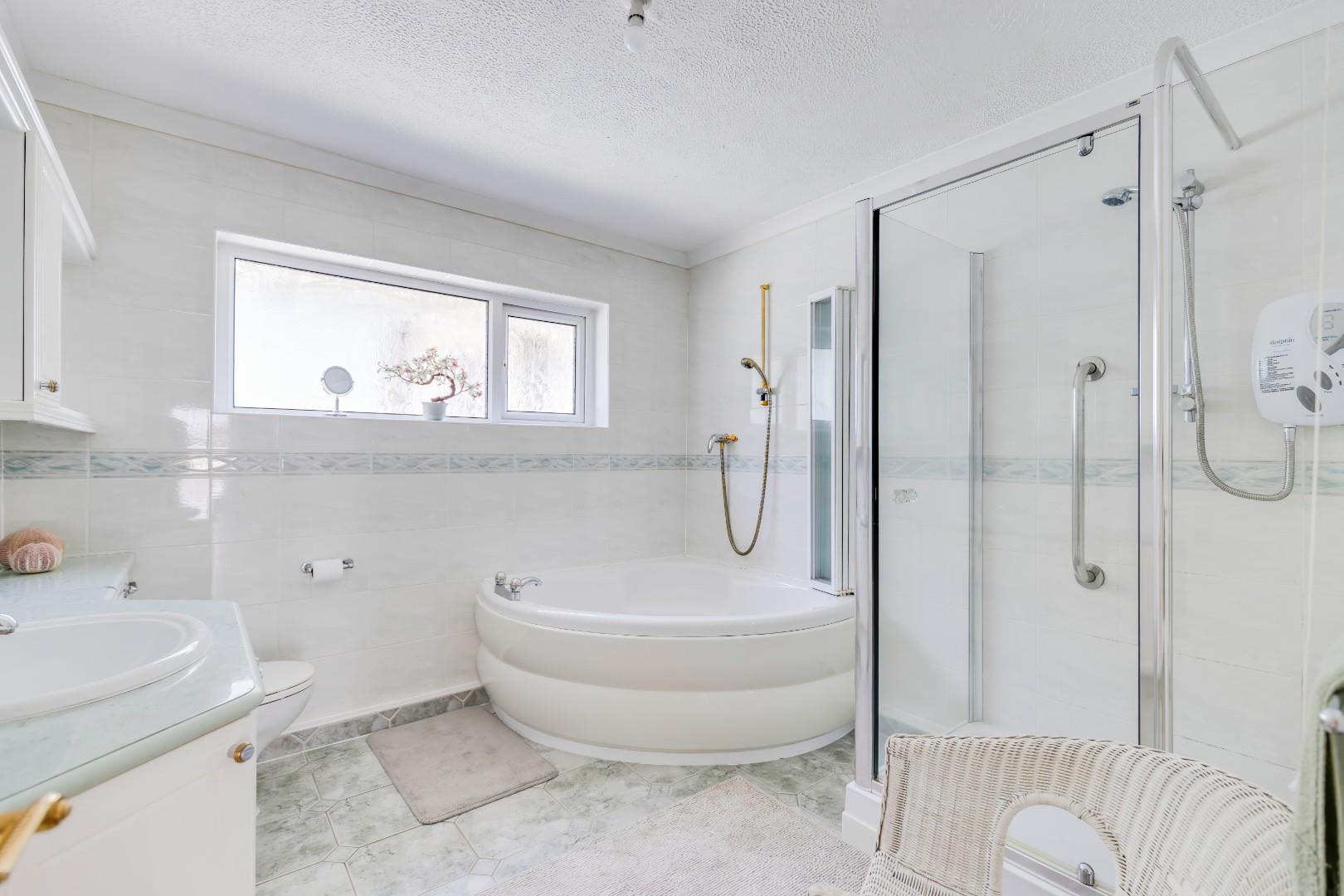 27 Marine Drive, Ogmore-By-Sea, Vale of Glamorgan, CF32 0PJ